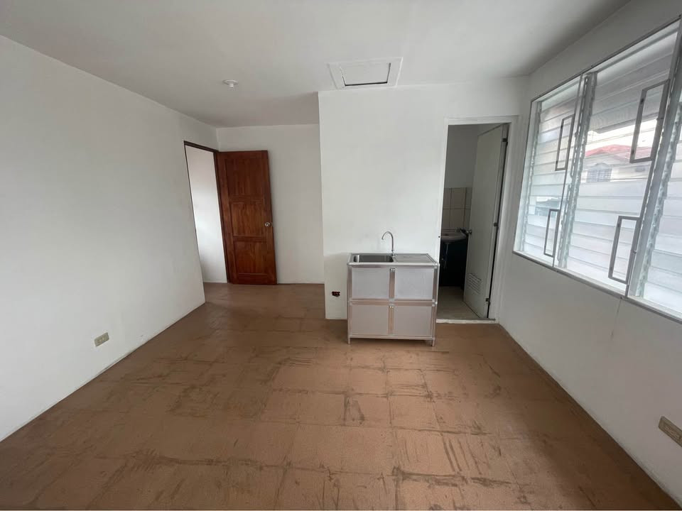 Room for Rent photo 2