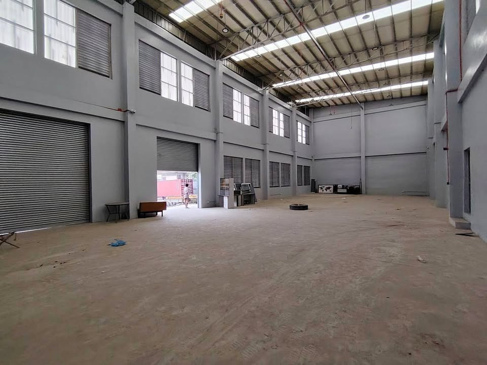 FOR RENT WAREHOUSE  475SQM  BRAND NEW  120K MONTHLY