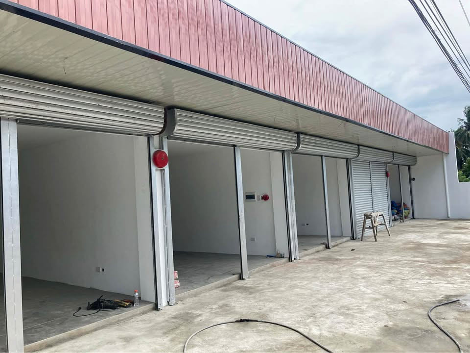 Commercial space for rent photo 2